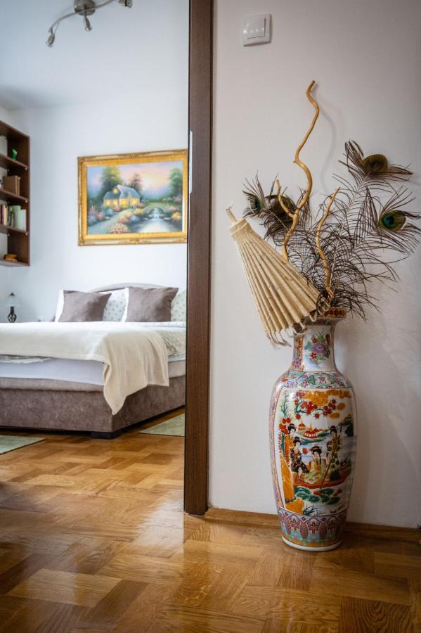Crystal Apartment Subotica Ngoại thất bức ảnh